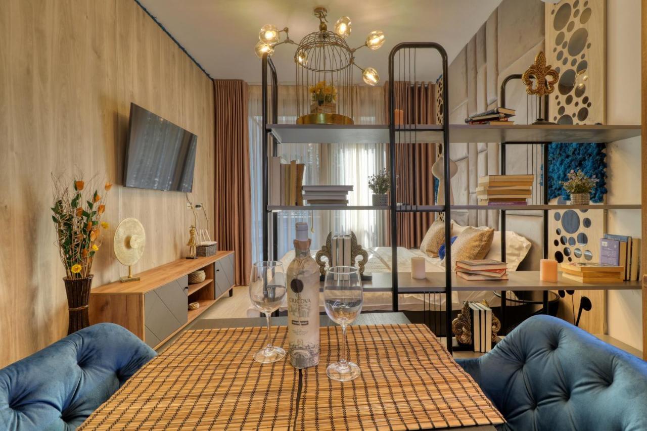 Herastrau Luxury Studios บูคาเรสต์ ภายนอก รูปภาพ